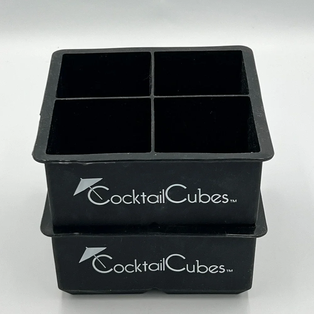 Cocktail Cubes Large Ice Tray Set Unisex OS Black Very Good Silicone Barware
